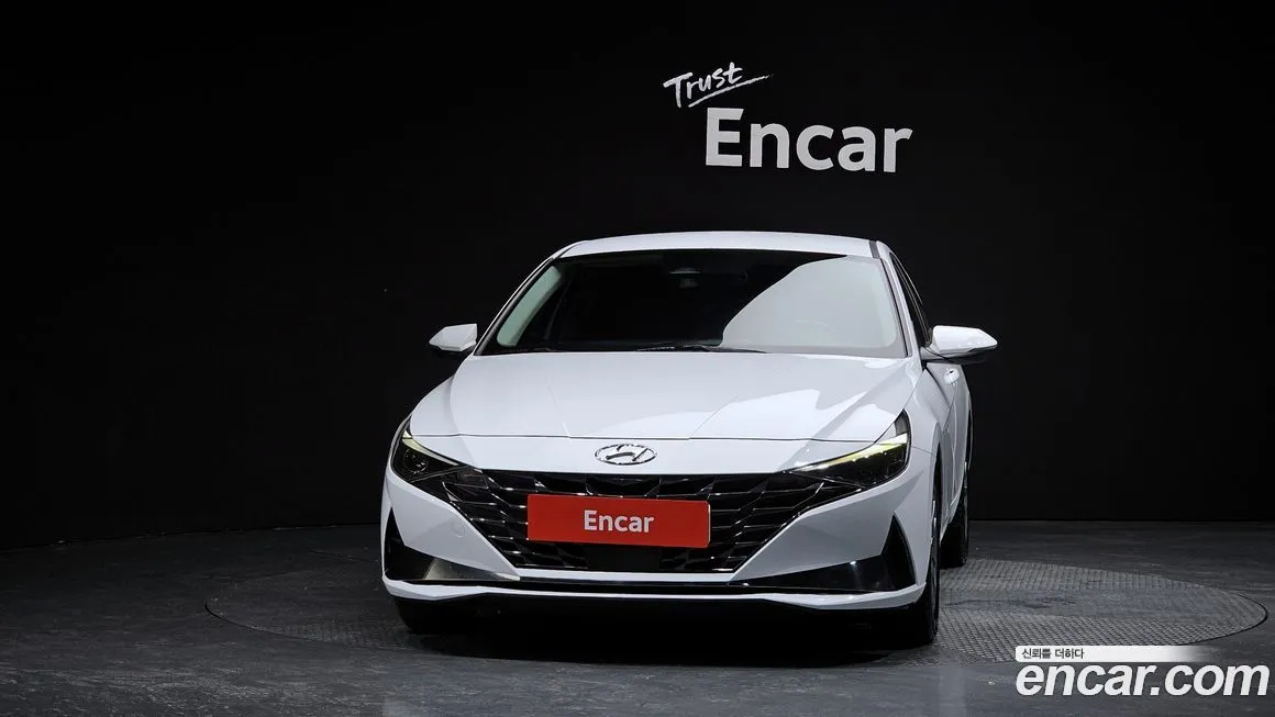 Hyundai AVANTE — фото 3