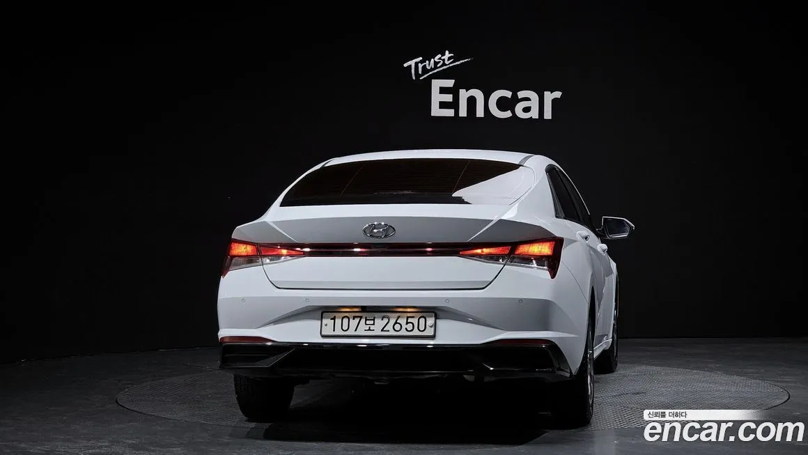 Hyundai AVANTE — фото 4