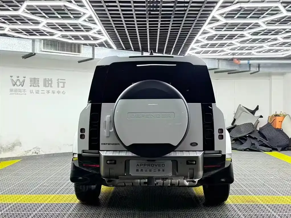 Land Rover Defender — фото 5