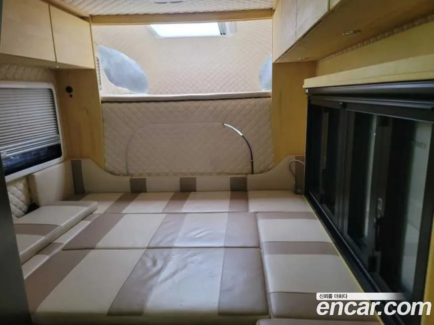 Hyundai Starex — фото 10