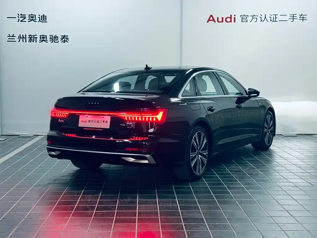 Audi A6L — фото 6