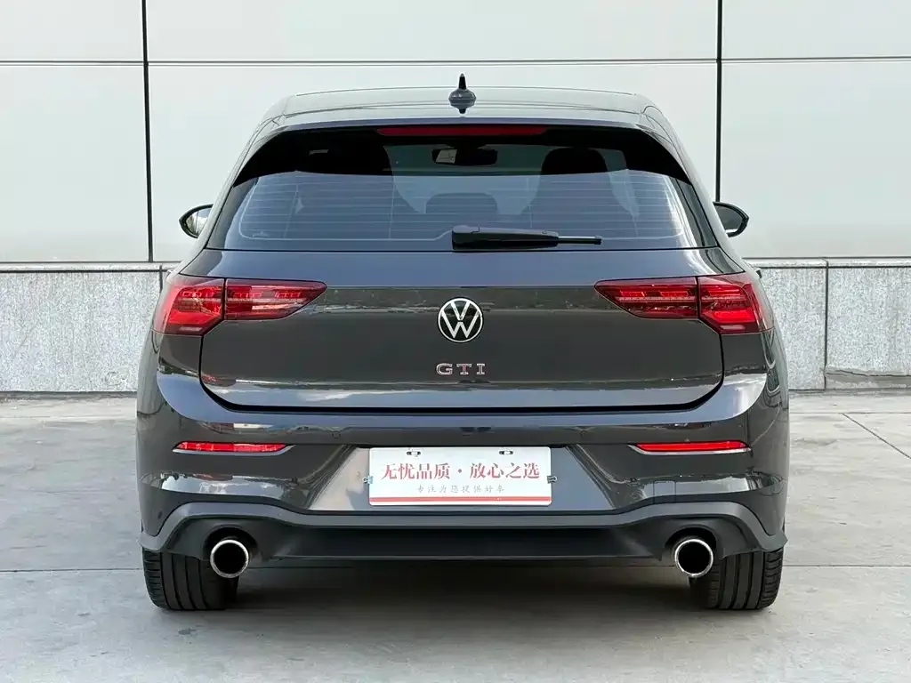 Volkswagen Golf GTI — фото 4