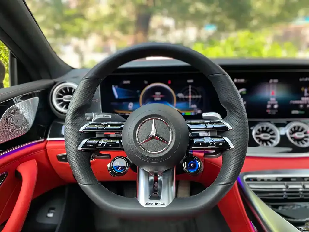 Mercedes-Benz AMG GT — фото 10