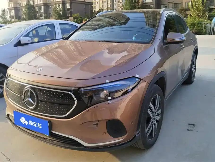 Mercedes-Benz EQA — фото 1