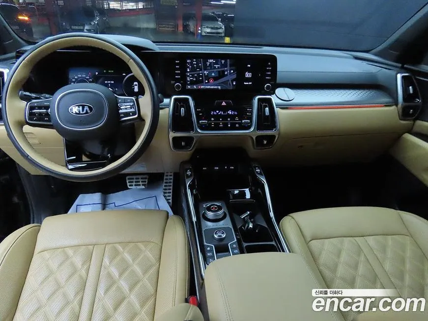 Kia Sorento — фото 7