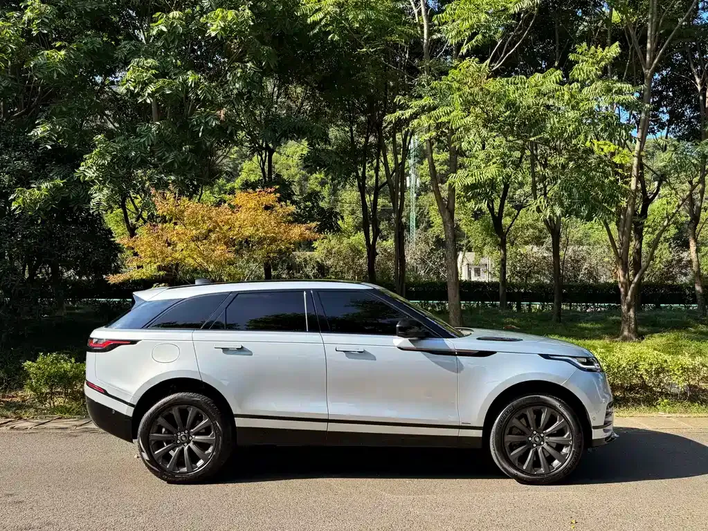 Land Rover Velar — фото 8