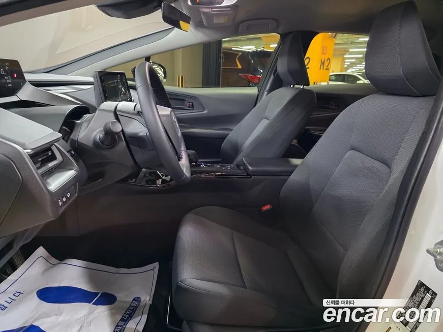Toyota Prius — фото 10