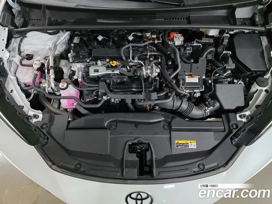 Toyota Prius — фото 6