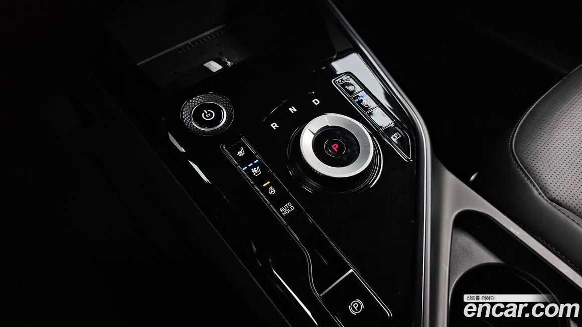 Kia Niro — фото 9