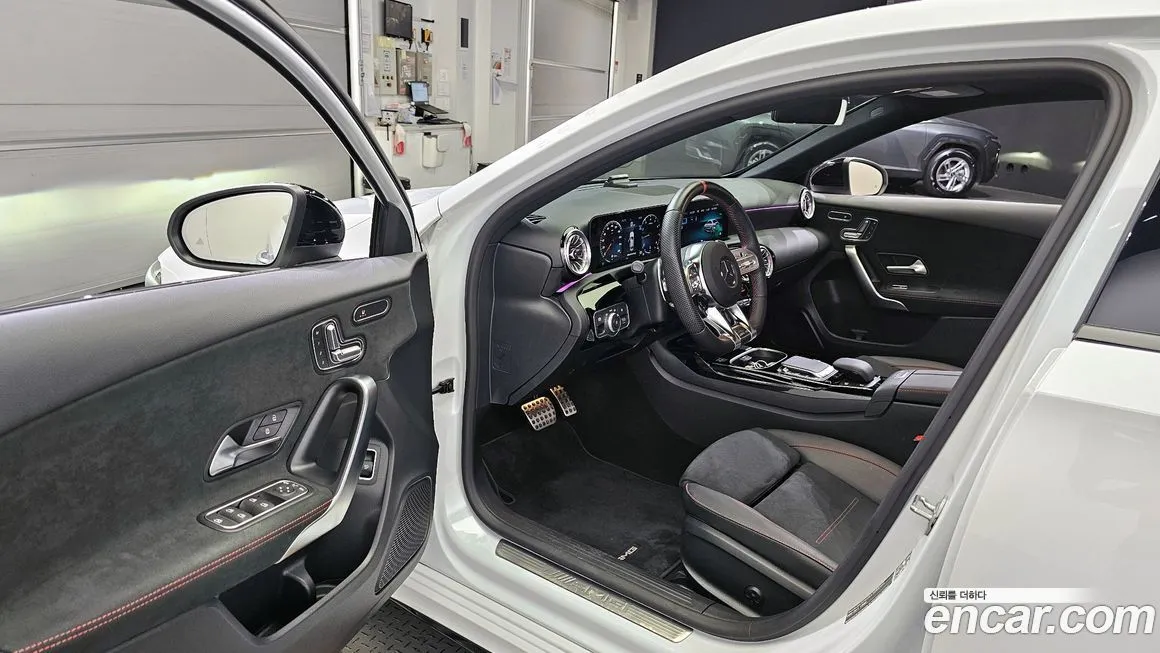 Mercedes-Benz A-Class — фото 10