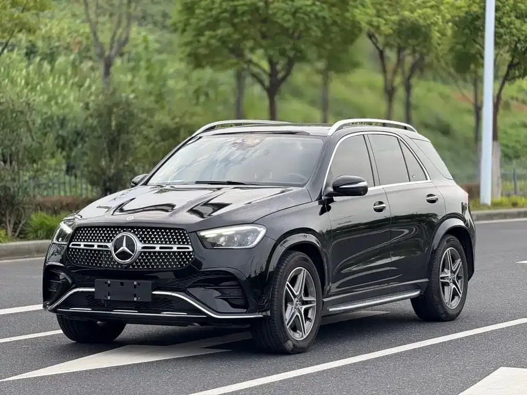 Mercedes-Benz GLE — фото 1