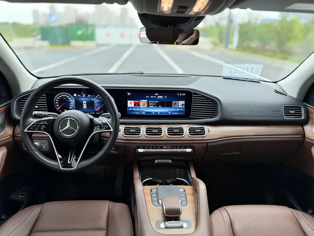 Mercedes-Benz GLE — фото 6