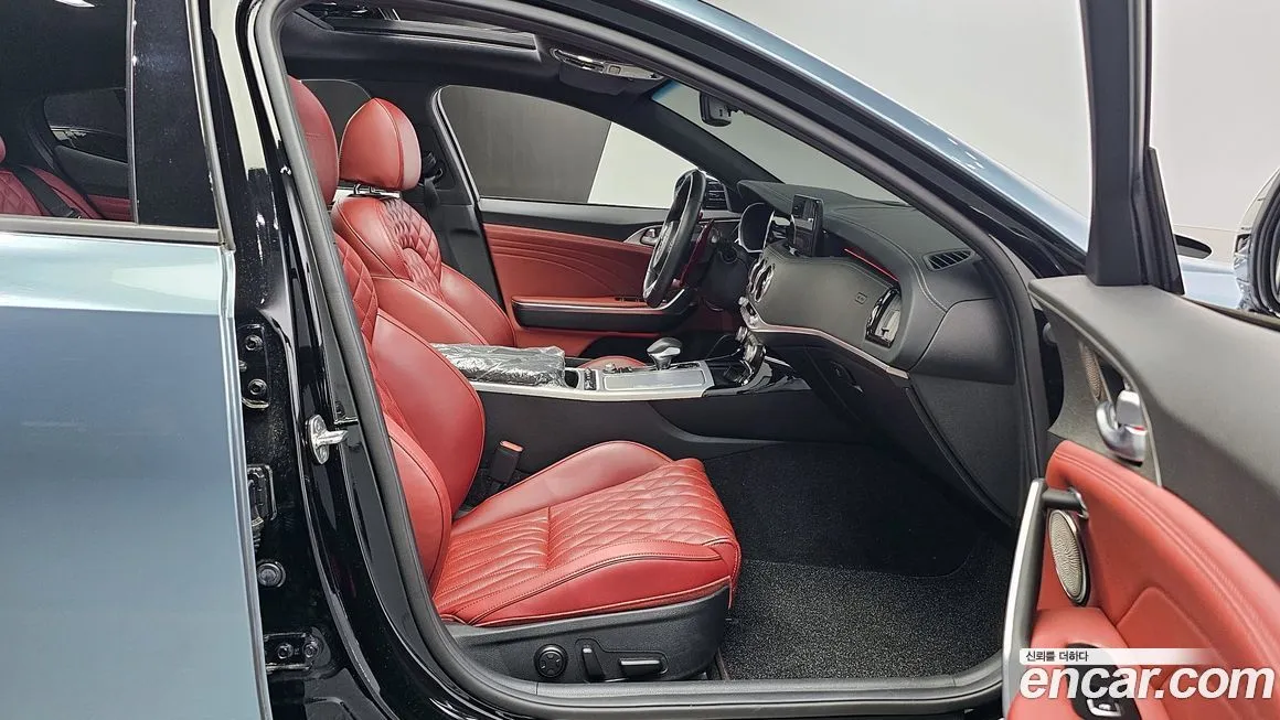 Kia Stinger — фото 10