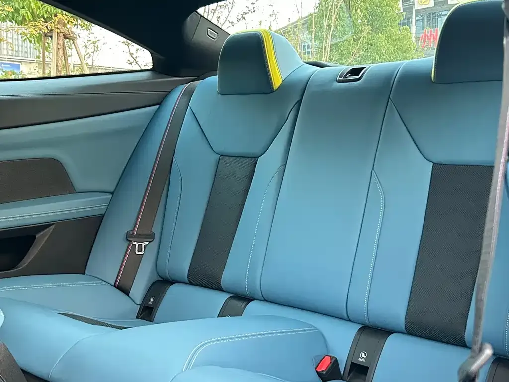 BMW M4 — фото 10
