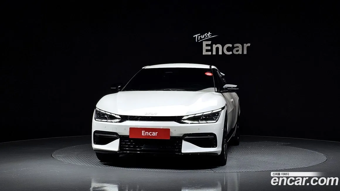 Kia EV6 — фото 3