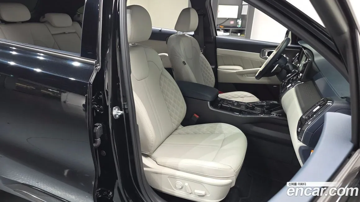 Kia Sorento — фото 10