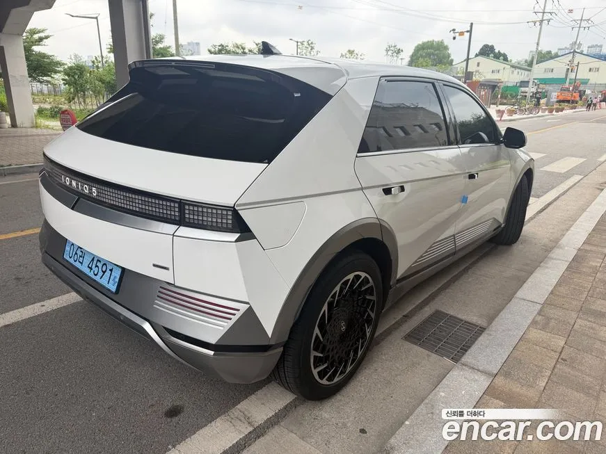 Hyundai Ioniq5 — фото 2