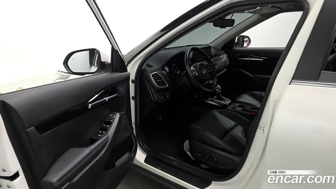 Kia Seltos — фото 10