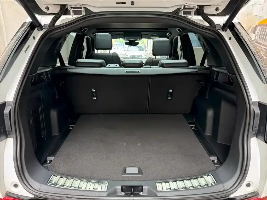 Land Rover Discovery Sport — фото 8