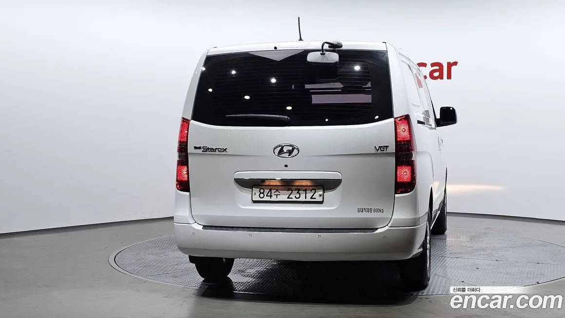 Hyundai Starex — фото 4