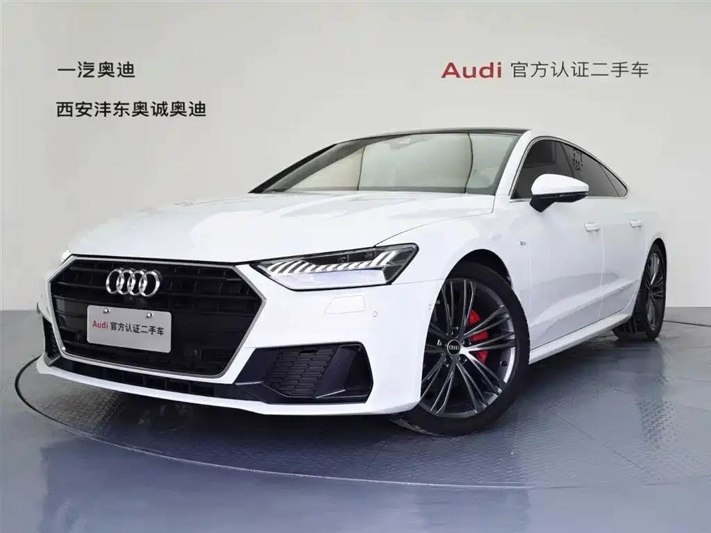 Audi A7 — фото 1