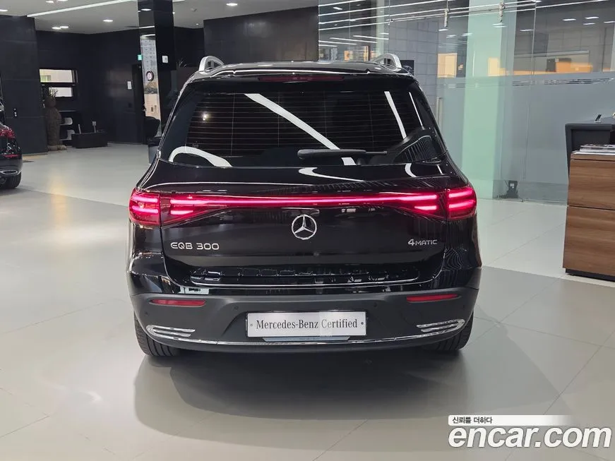 Mercedes-Benz EQB — фото 4
