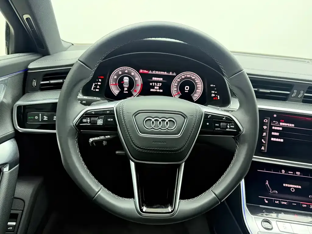 Audi A6L — фото 9