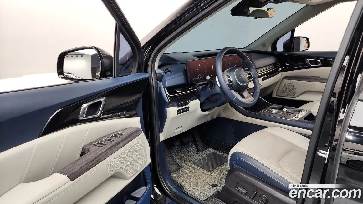 Kia Carnival — фото 10