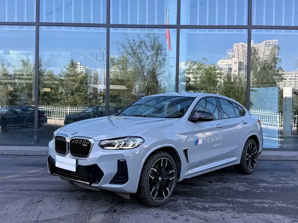 BMW X4 M40i — фото 1