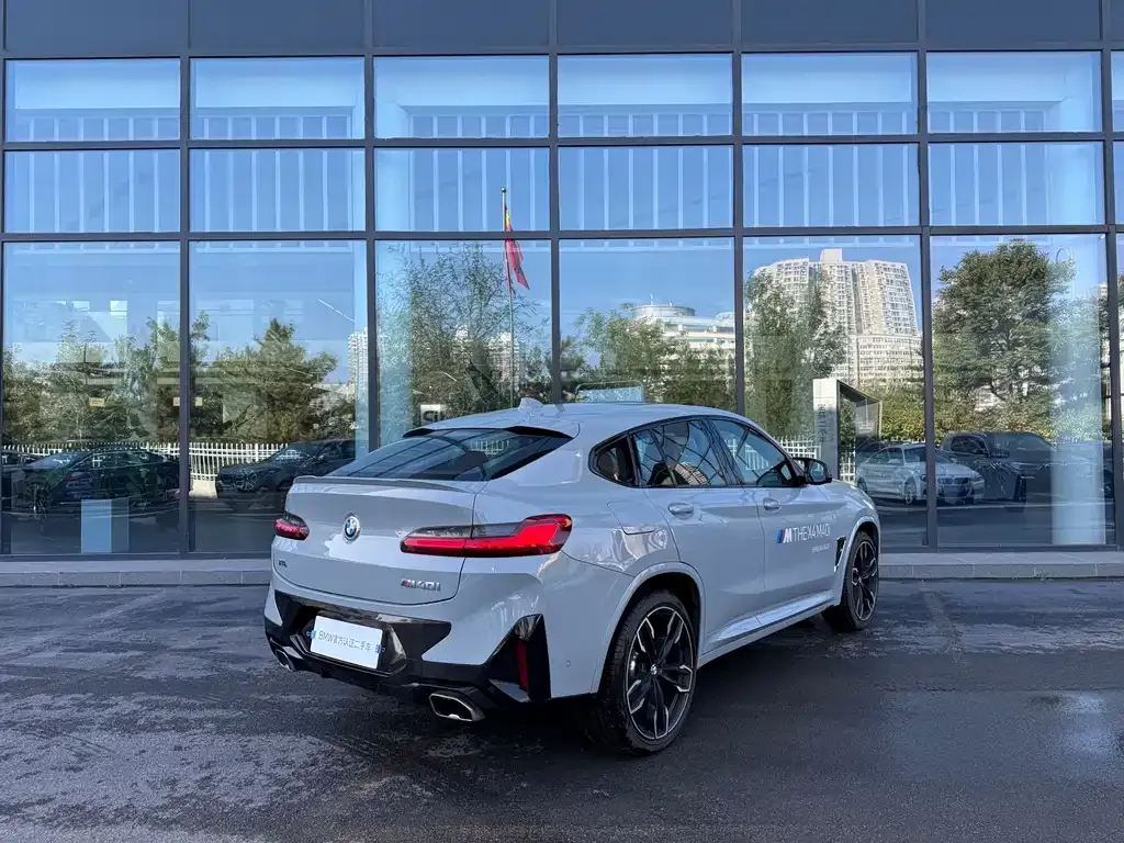 BMW X4 M40i — фото 7