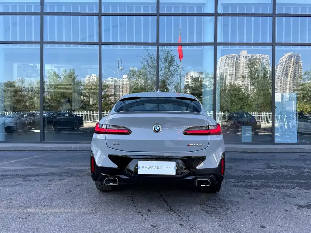 BMW X4 M40i — фото 8