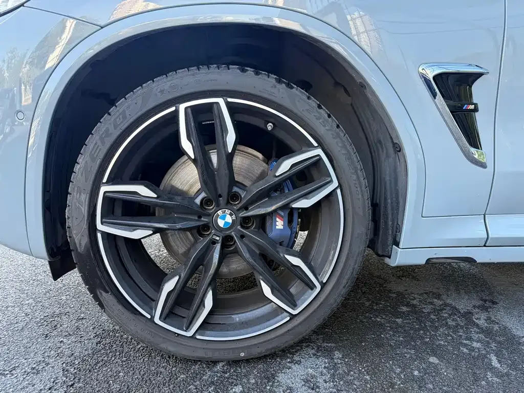 BMW X4 M40i — фото 9