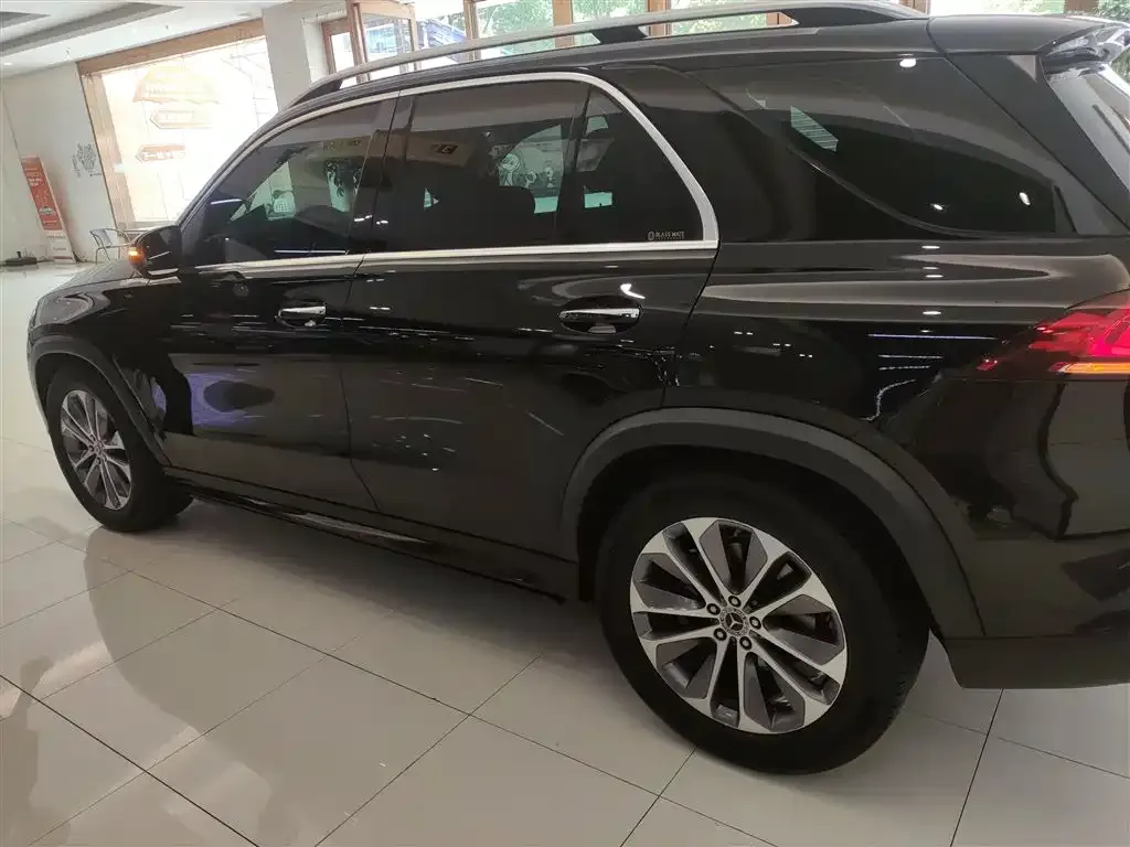 Mercedes-Benz GLE — фото 5