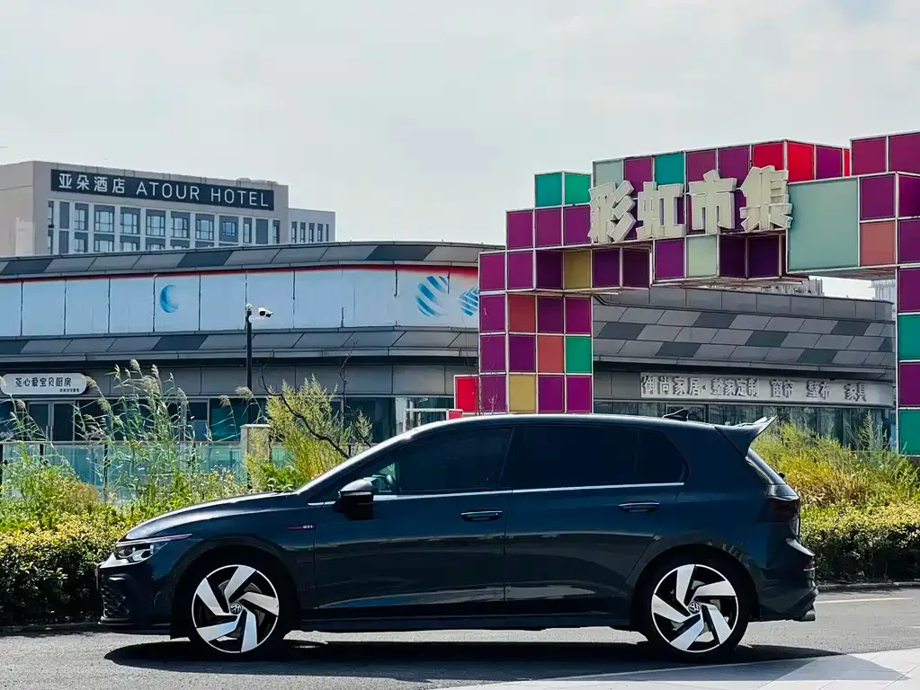 Volkswagen Golf GTI — фото 3