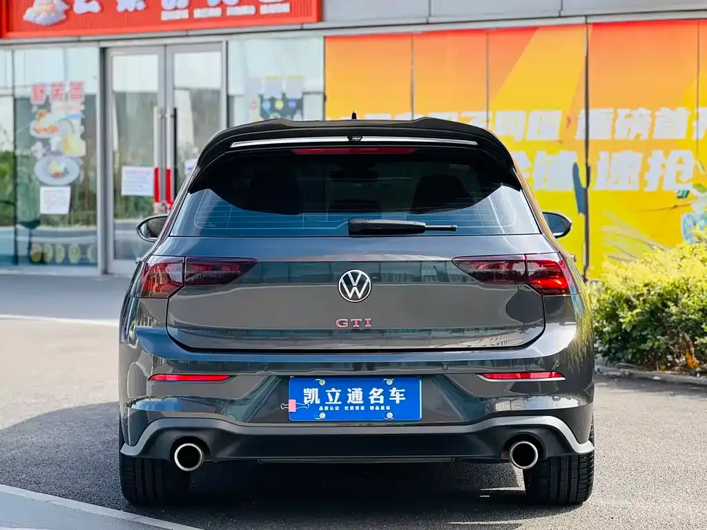 Volkswagen Golf GTI — фото 5