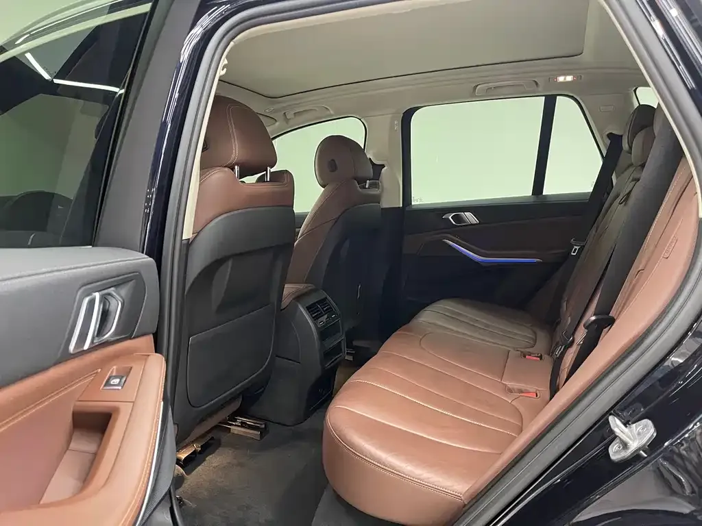 BMW X5 (Import) — фото 6