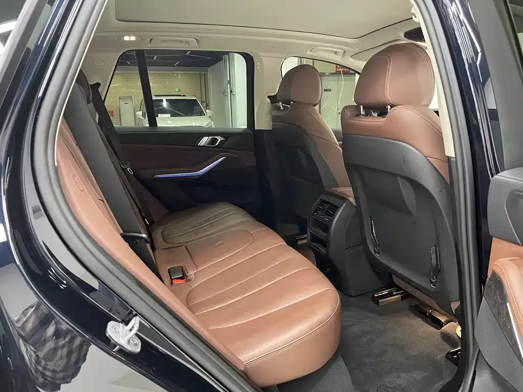 BMW X5 (Import) — фото 9