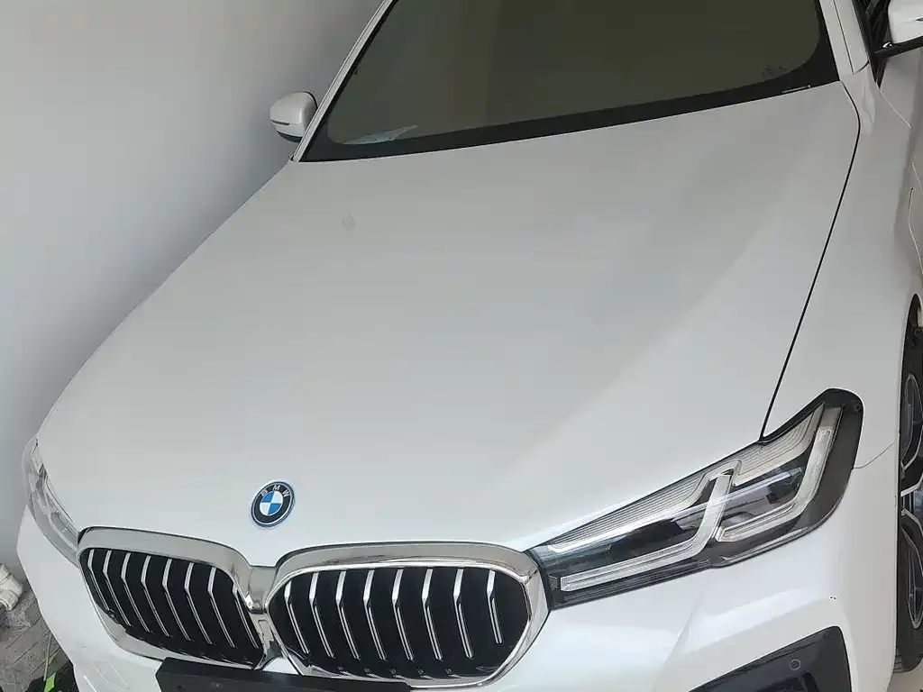 BMW 5 Series New Energy — фото 2