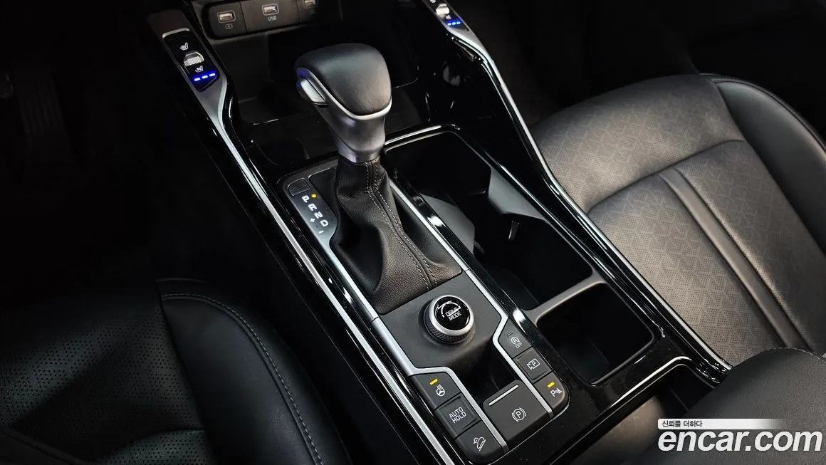 Kia Sorento — фото 9