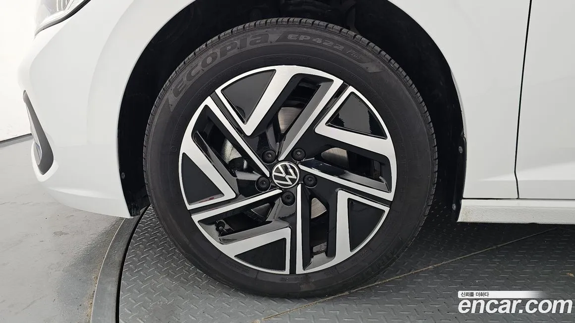 Volkswagen Jetta — фото 5