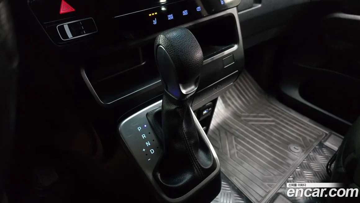 Hyundai Staria — фото 9