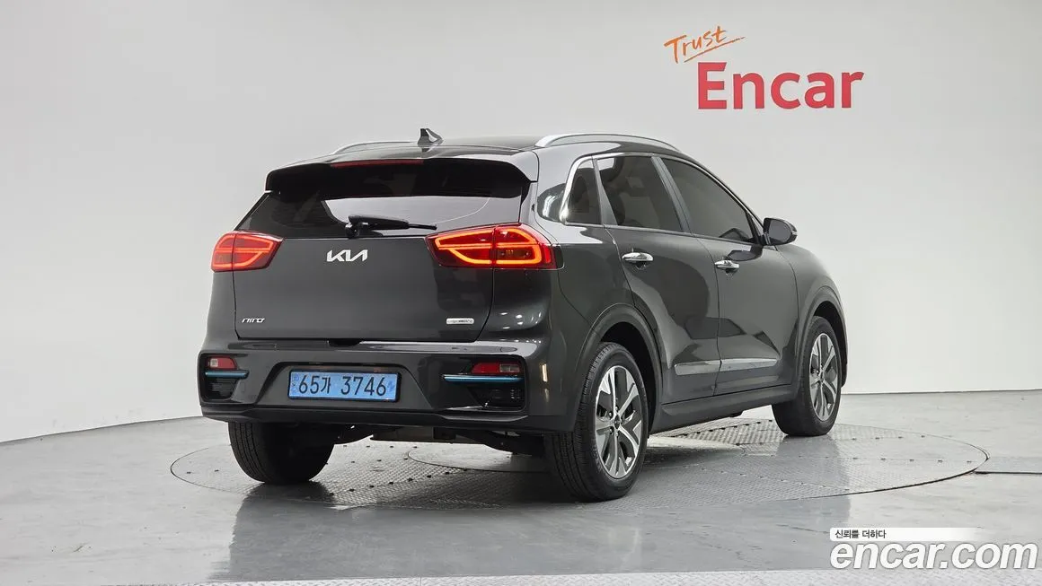 Kia Niro — фото 4