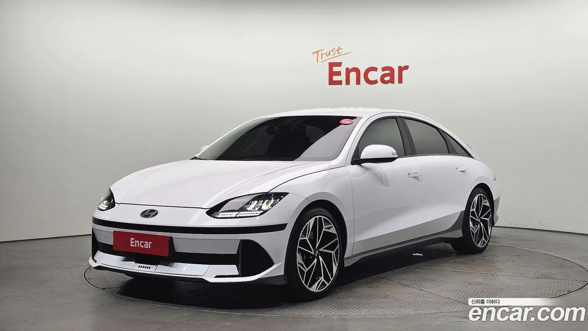Hyundai Ioniq6 — фото 1