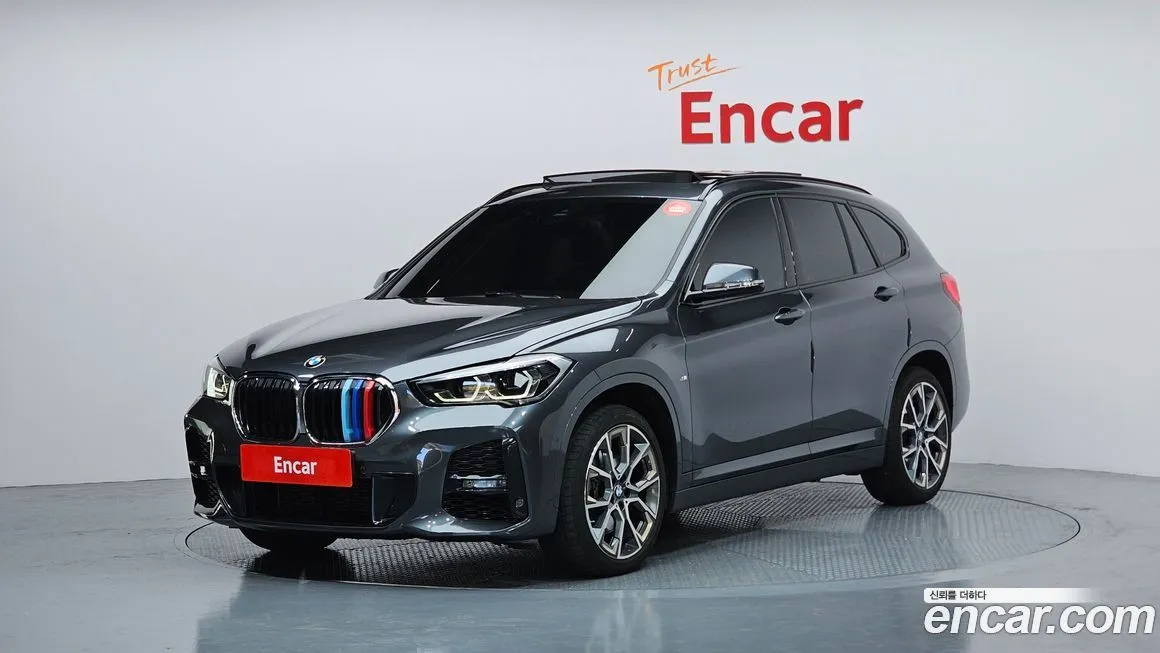 BMW X1 — фото 1