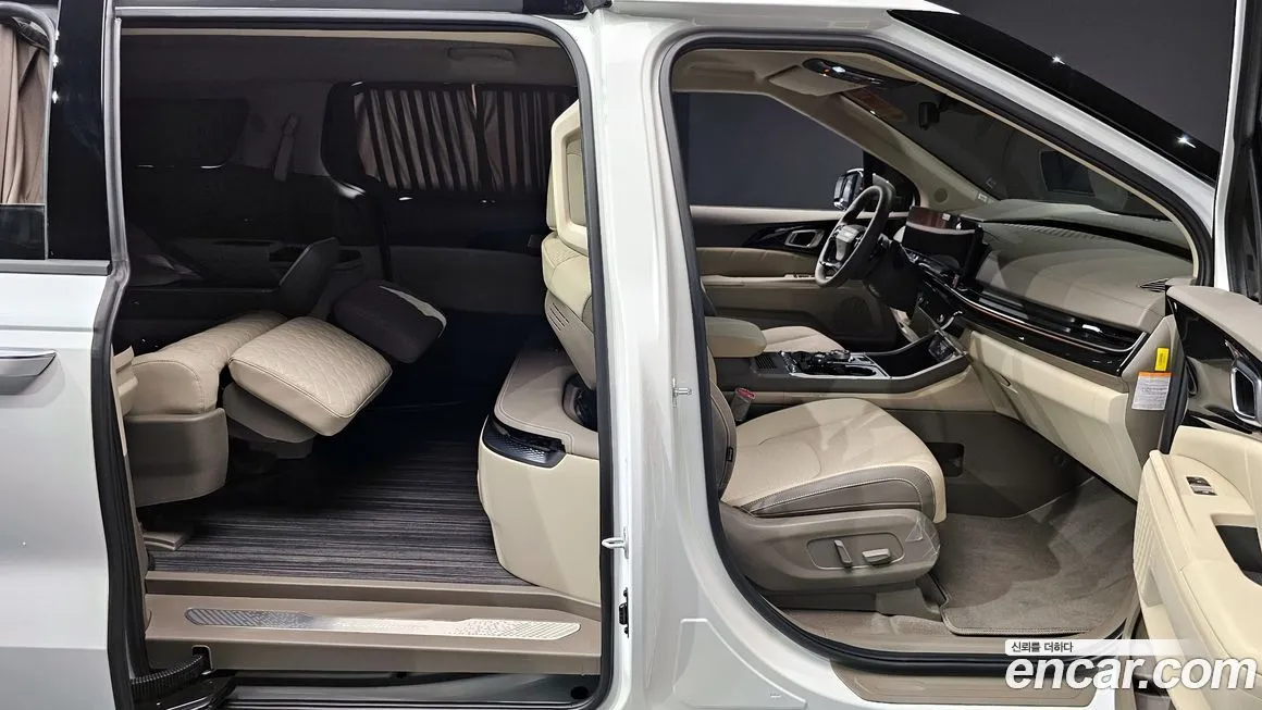 Kia Carnival — фото 10