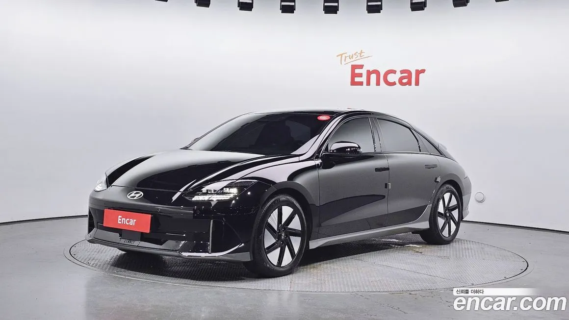 Hyundai Ioniq6 — фото 1