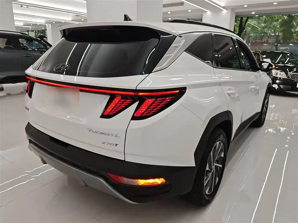 Hyundai Tucson — фото 7