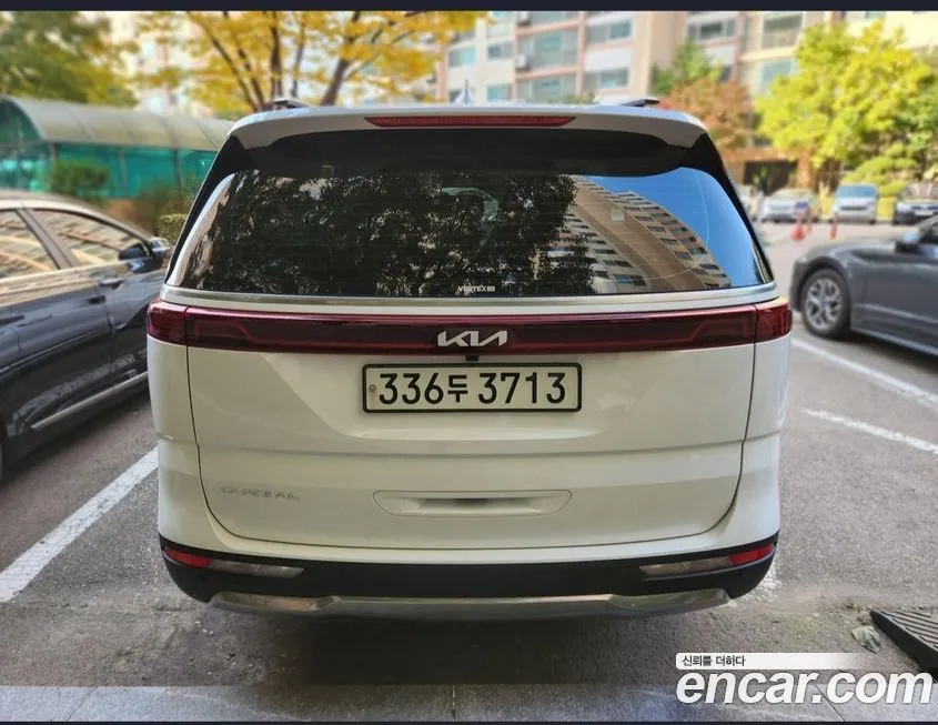 Kia Carnival — фото 2