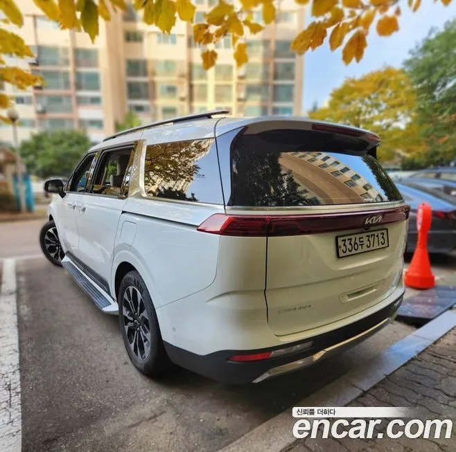 Kia Carnival — фото 5