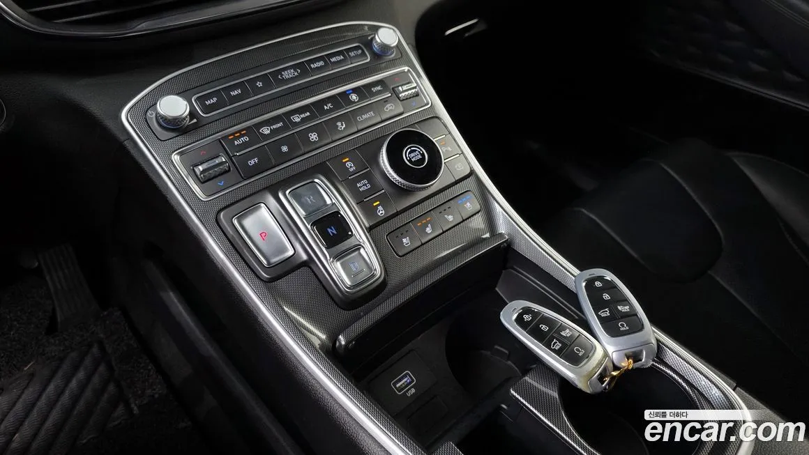 Hyundai Santafe — фото 9
